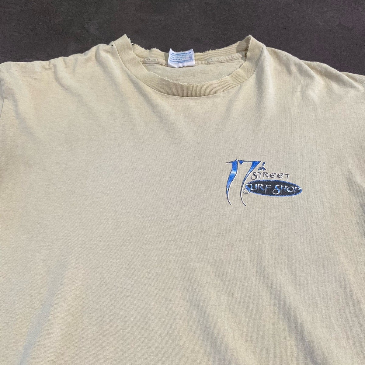 Vintage 90s 17th Street Surf Shop T Shirt L USA Surfing Distressed