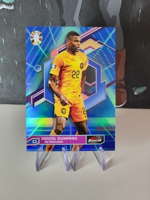Denzel Dumfries /250 Blue - Topps Finest Road to UEFA Euro 2024 - Holland