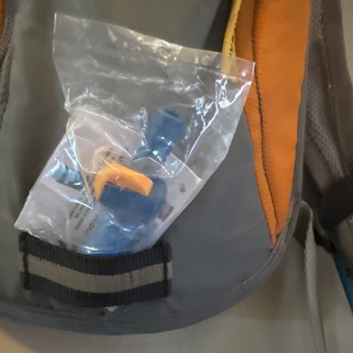 Mochila de hidratación Camel Bak (2L/72oz) - Ideal para esquí/senderismo - Imagen 5 de 7