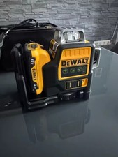 DEWALT DW089LG Green Laser Level 3x360  12V  Battery  Charger 3PCS 