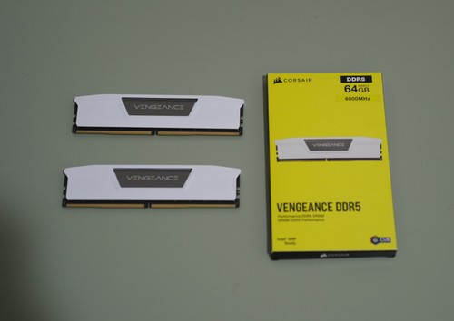 Corsair VENGEANCE 64GB (32GB x2) DDR5 6000 MHz RAM Memory - White