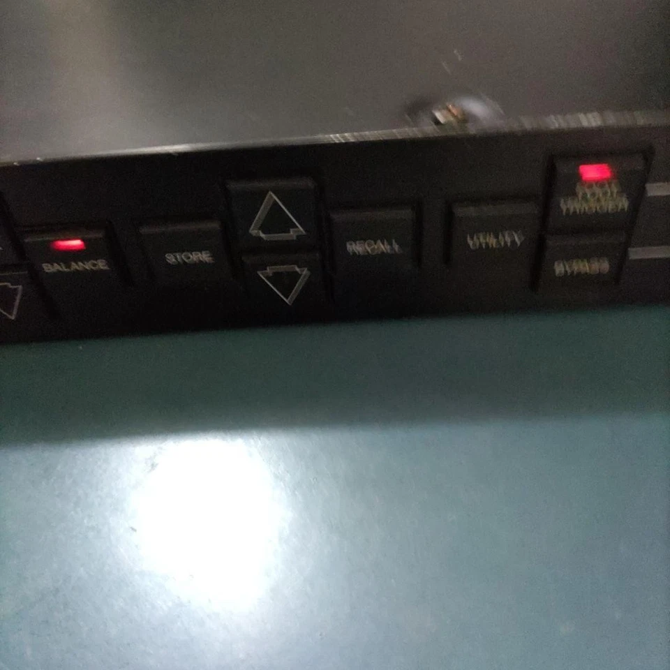 Yamaha SPX90 Digital Multi-Effects Sound Processor - Image 4 of 4