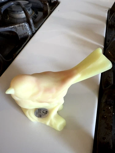 Fenton Glass Bird Yellow Satin Uranium on Stump w/Logo Ex Cond Rare - Gorgeous
