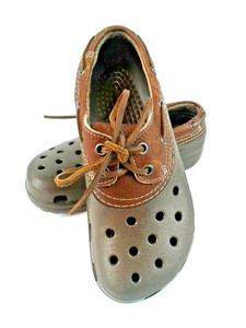 leather top crocs