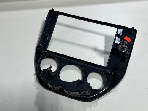 05-07 FORD FOCUS TABLERO CENTRAL RADIO CONTROL DE CLIMA MOLDURA NEGRA FÁBRICA OEM - Imagen 2 de 2