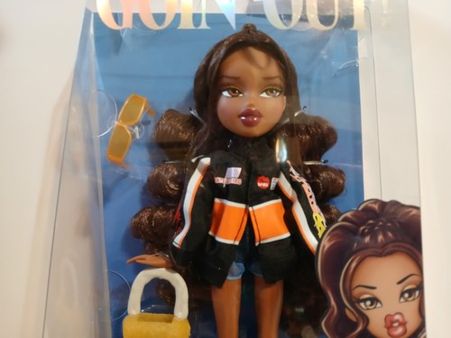 Bratz Goin' Out! Sasha Fashion Doll nuova con scatola MGA 2024 - Foto 2 di 7