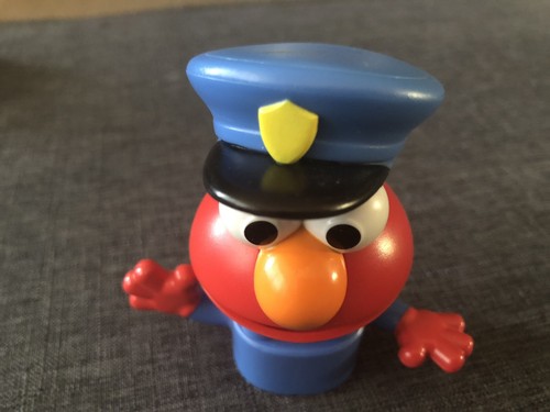 K’nex Building Blocks Sesame Street Elmo Figures Police Incomplete - Picture 3 of 6