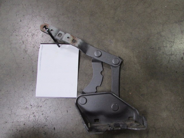 Maserati Spyder, Coupe, RH, Right Hood Hinge, Used, P/N 384300116