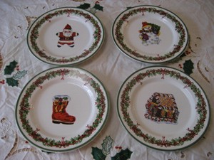 Set-of-4-Christopher-Radko-Traditions-Holiday-Celebrations-Salad-Plates-8