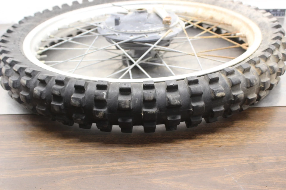 Yamaha XT550 1983 rueda delantera (3,00-21) O974 Foto 2 de 4