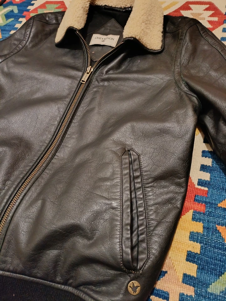 Giubbotto pelle Chevignon Aviator  🇫🇷 medium  - Imagen 3 de 4