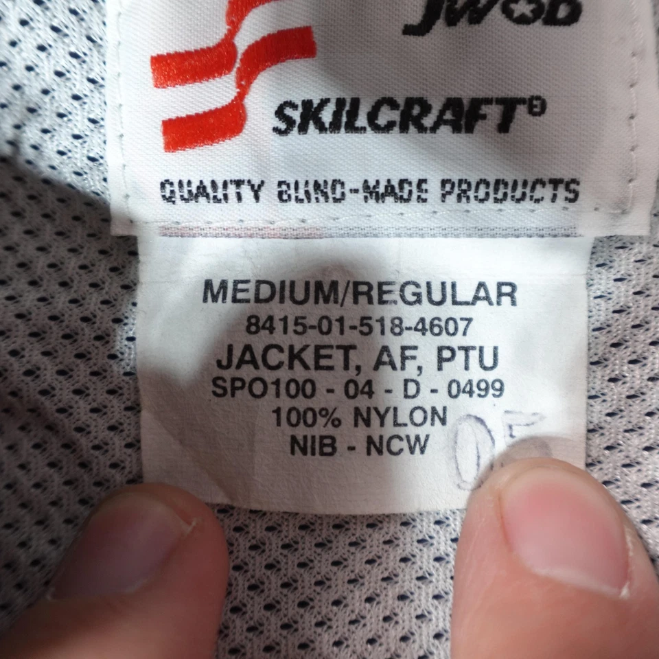 US Air Force PTU Jacket Mens Medium Blue Reflective Hooded Windbreaker Skilcraft - Image 4 of 4