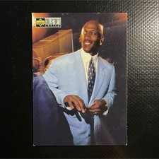 Upper Deck 1997-98 Collector's Choice Michael's Magic #393 Michael Jordan Bulls