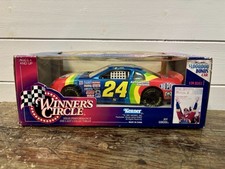Winner's Circle 1997 Stock Car Series Jeff Gordon 24 Dupont Chevy 1:24 Scale