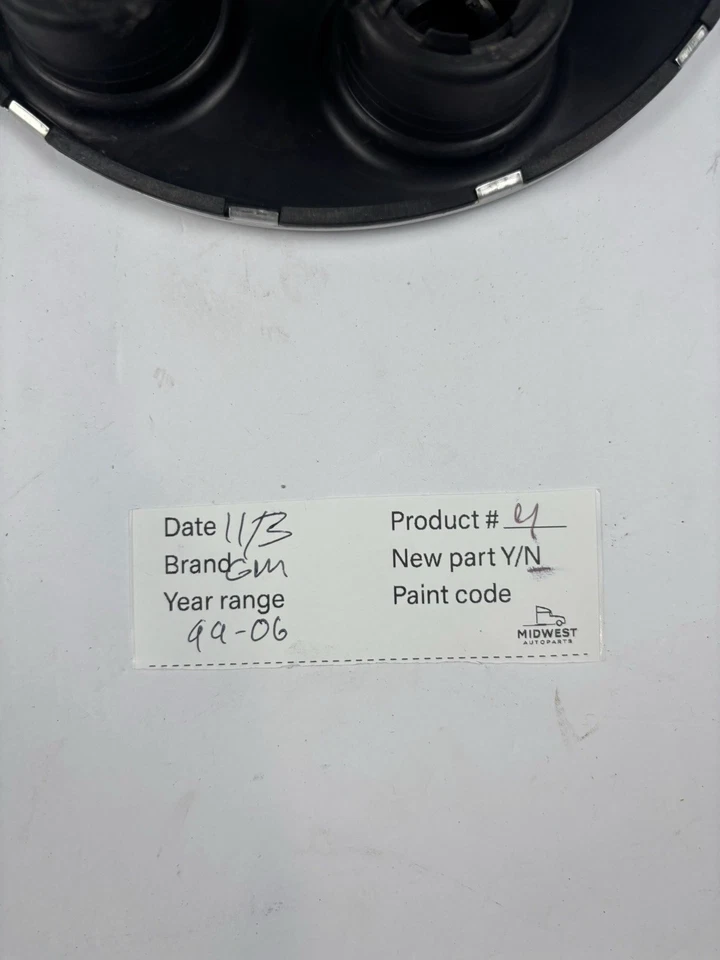 Tapa central llanta Chevrolet Suburban 1500 99-06 Foto 4 de 4