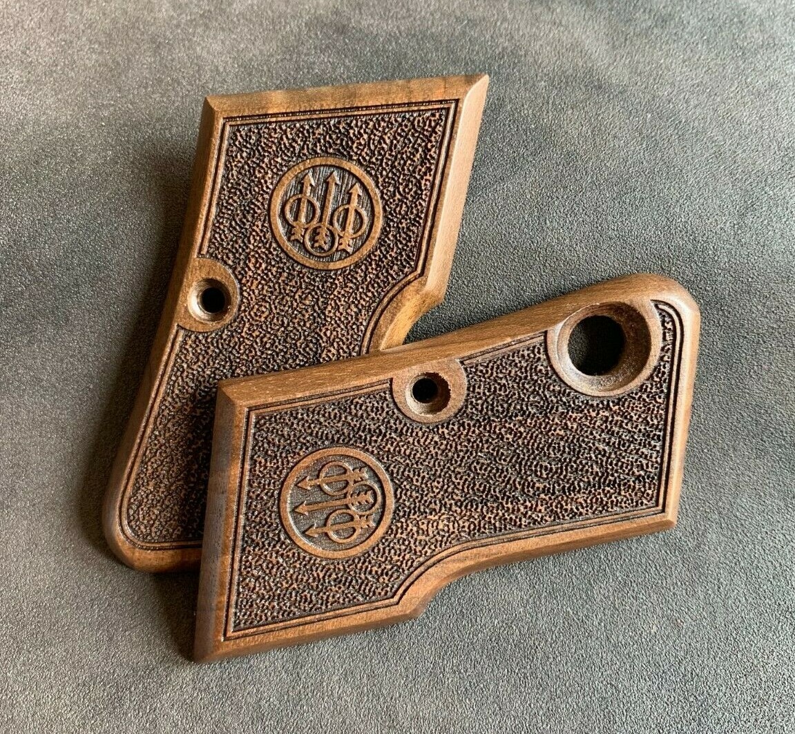 Beretta 950 Jetfre Walnut Wood Grps wth Safety Cut. Fts Beretta
