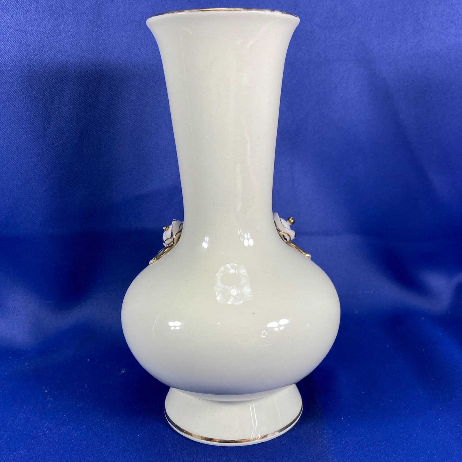 RARE Vintage LEFTON Vase Hand Painted White & Gold w/Applied Flowers c.1950-1955