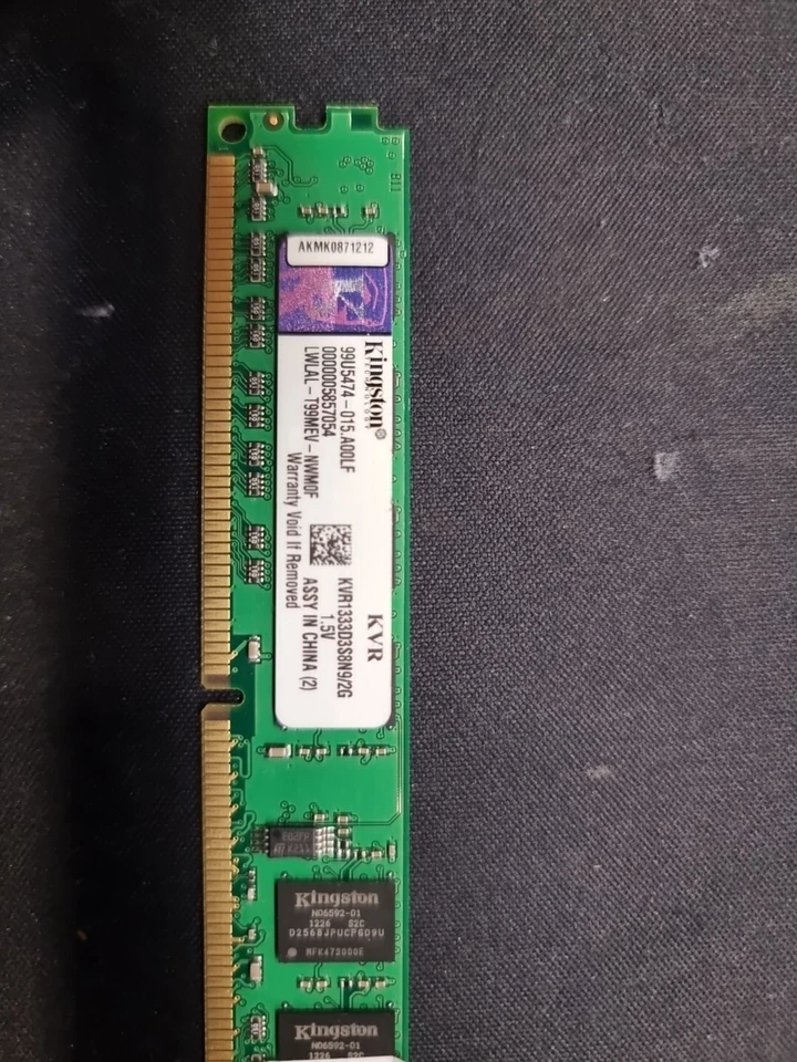 Kingston 2GB DDR3 1333 (PC3-10600) Memoria RAM SLIM KVR1333D3S8N9-2G - Immagine 2 di 3