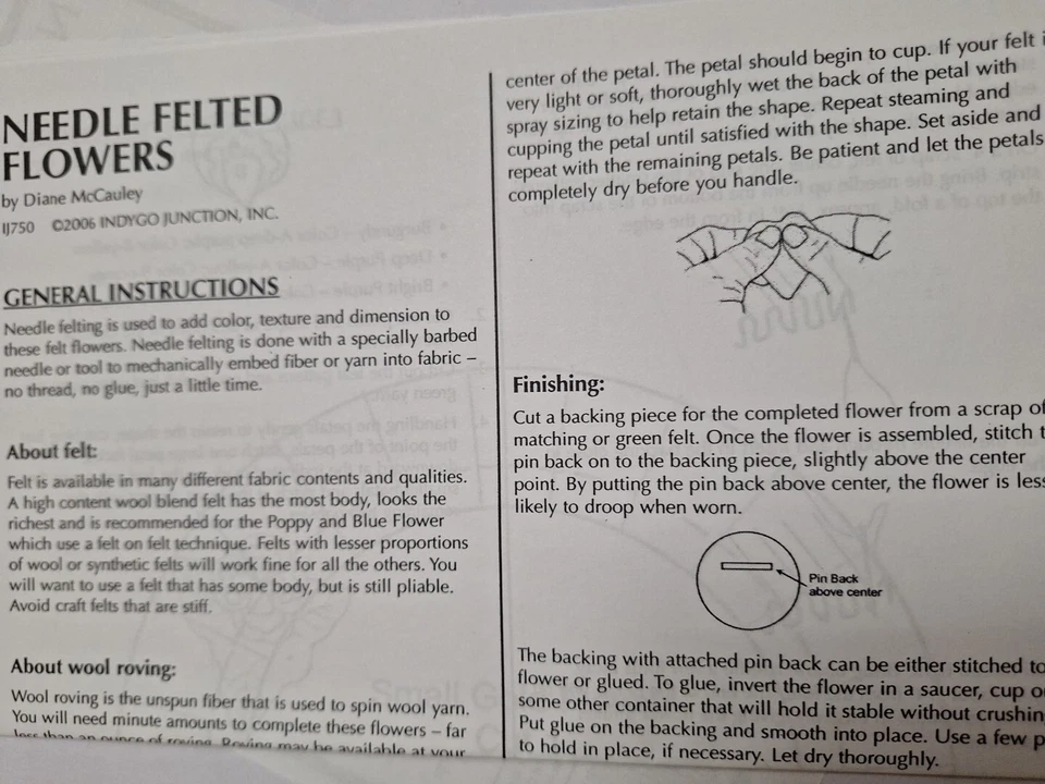 Flowers Needle Felted Indygo Junction IL750 Craft Sewing Pattern McCAULEY Floral - Image 4 of 4