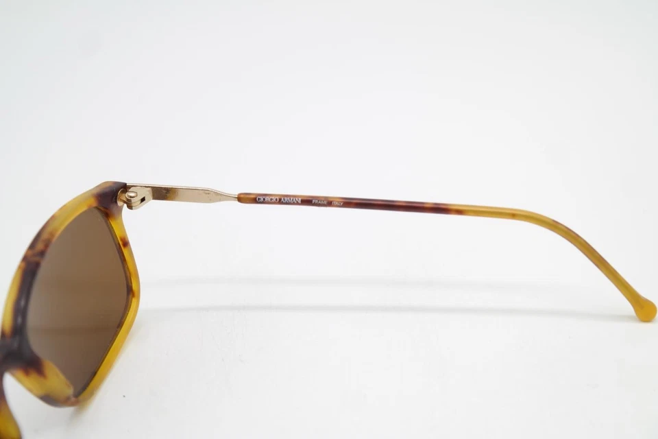 Gafas de sol vintage Armani 332 064-S marrón dorado ovaladas Foto 4 de 4