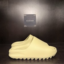 yeezy slide resin Size 7