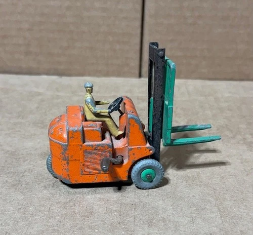 Vintage 1940s-50s Dinky Toys 401 14c Coventry Climax Fork Lift Truck Model