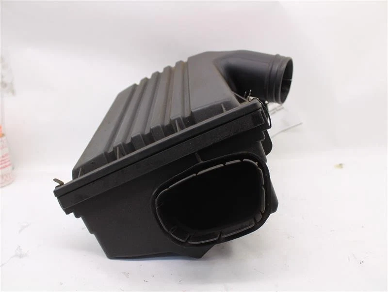 Used Air Cleaner Assembly fits: 2007 Bmw X5 3.0 Grade A Foto 3 de 4