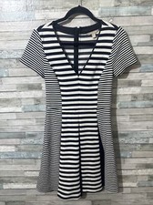 Women’s Banana Republic Stripped Dress Pleated White Black Size 6 