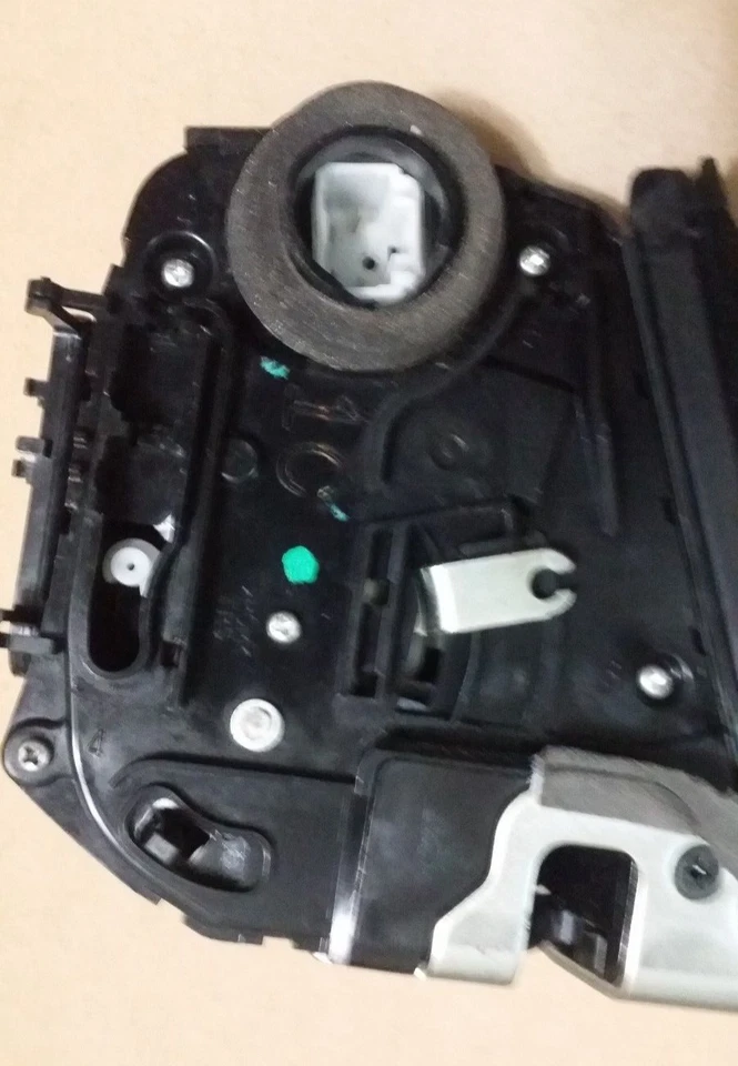 GARANTIA VITALÍCIA 06 a 11 Atuador de Fechadura de Porta Traseira Direita Genuíno Lexus GS350 FABRICANTE DE EQUIPAMENTO ORIGINAL - Imagem 4 de 4