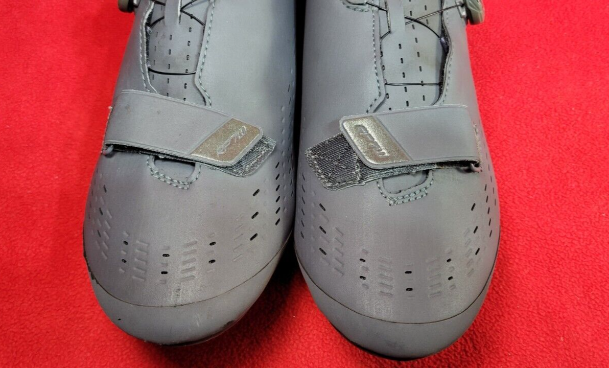Chaussures Cyclisme Shimano SH-RP7W Femmes - US 11.2 / EU 44 - Grises - Occasion Bon état