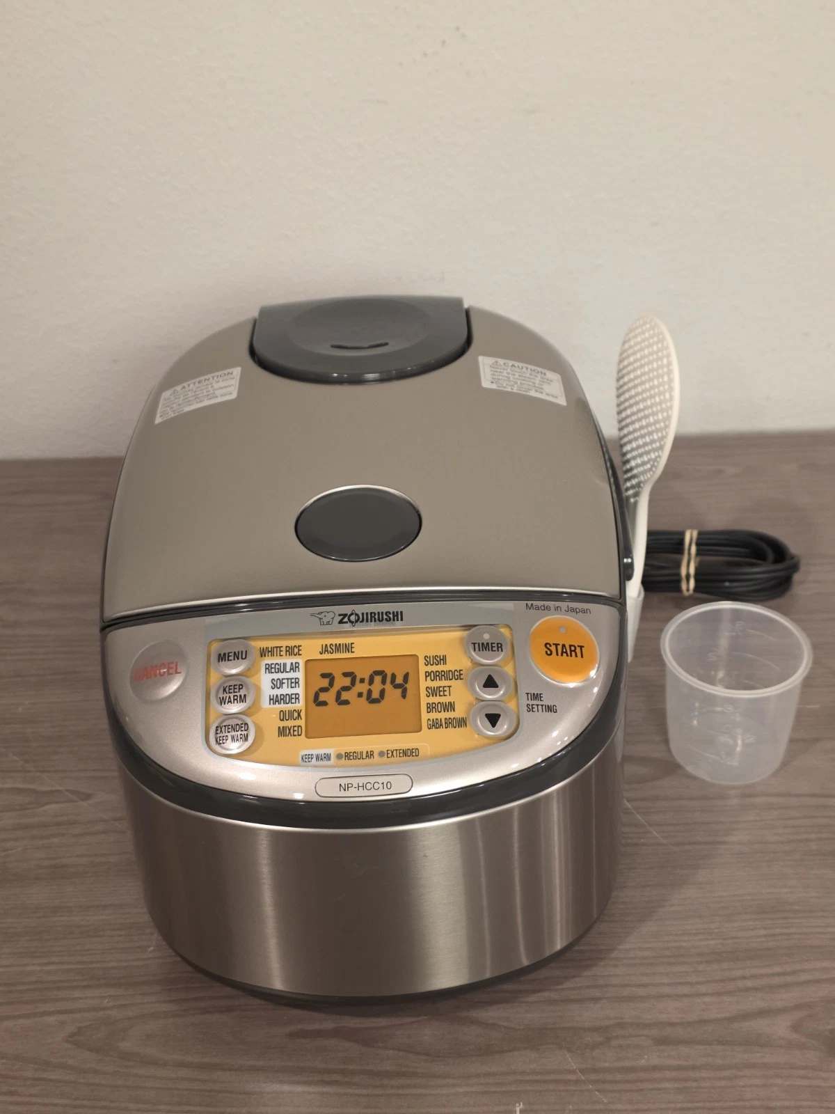 Zojirushi Induction Heating System Rice Cooker & Warmer 5.5 Cups NP-HCC10
Opens in a new window or t