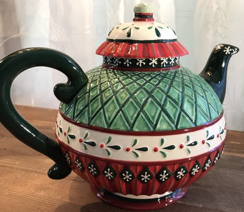 Jessica Flick Giftcraft Festive Holiday Ceramic Teapot Tea Pot Snowflakes Lid - Picture 4 of 16