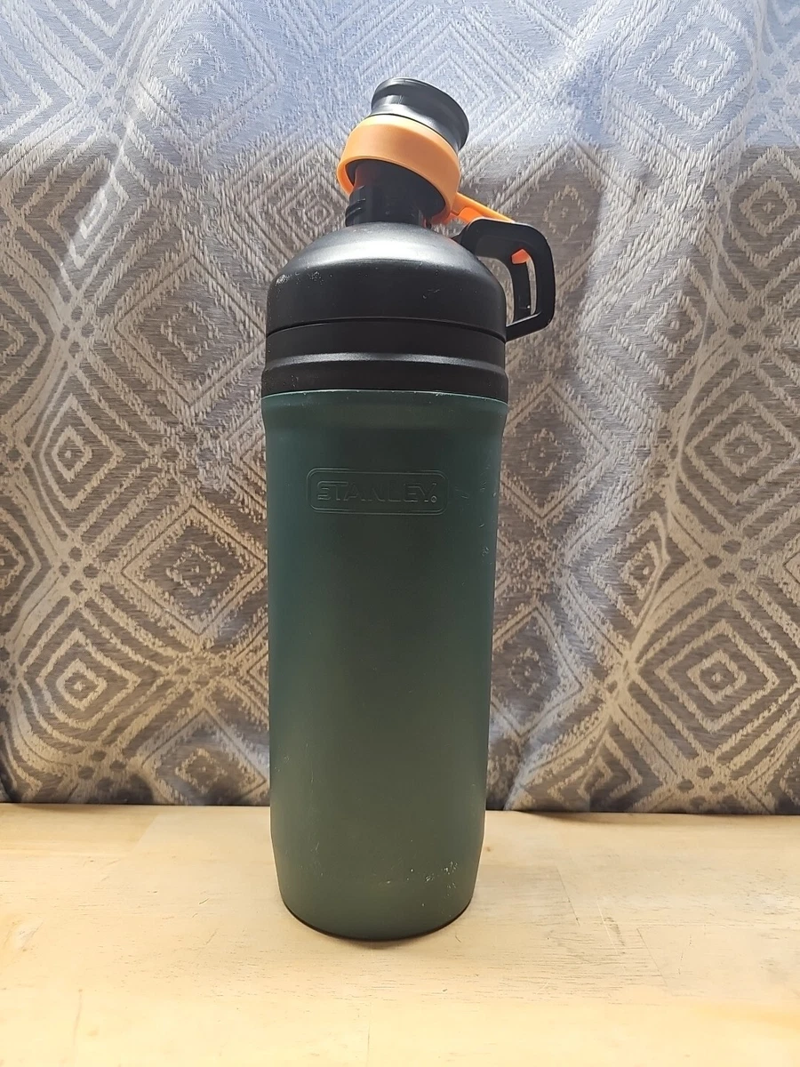 Stanley Adventure Cold Drink Bottle 32 Oz Green (AA7)