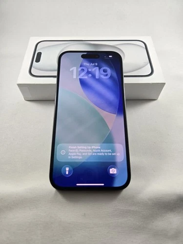 Apple iPhone 15 - 128GB - Black Boost mobile