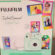 New Fujifilm Instax Mini 9 Instant Camera Mint Green Super Bundle