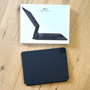 Louis Vuitton iPad Pro 12.9インチ用ケース ブラック Lv iPad Case | eBay