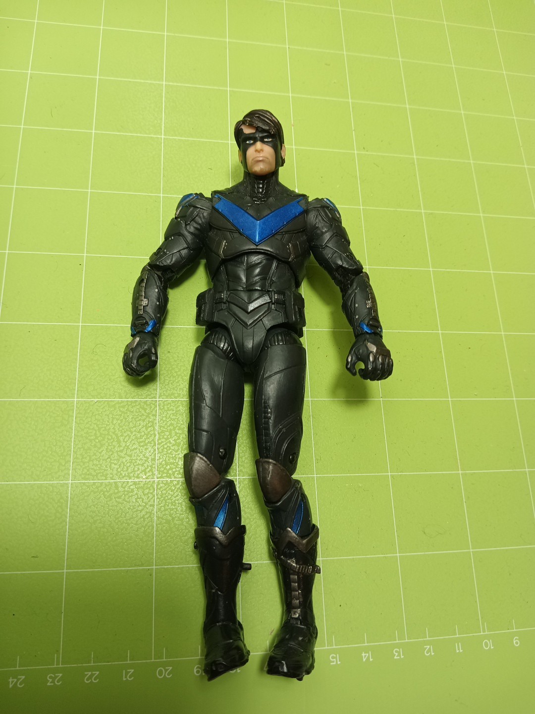 DC comics Batman Arkham Knight Titans Nightwing Action Figur