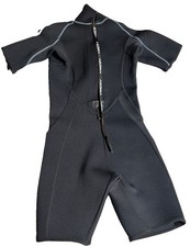 Akona Shorty Wetsuit Men  s Medium Black Neoprene Short Sleeve Short Leg