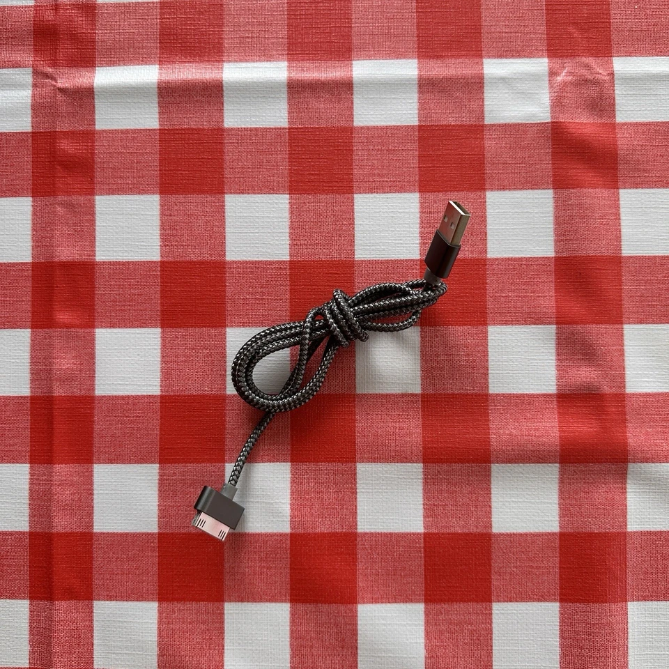 Apple iPod Nano 4. Generation, 16GB, Schwarz - Bild 4 von 4