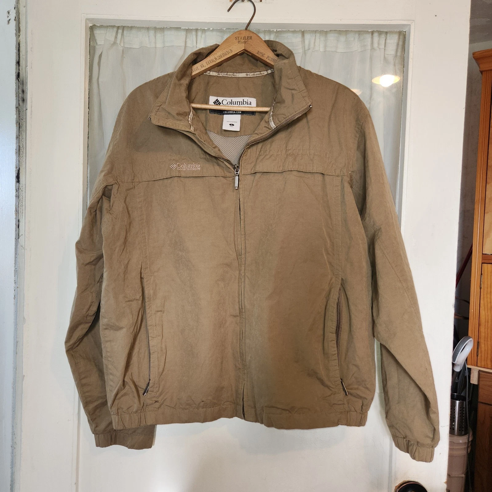 VTG Columbia Sportswear Khaki Tan Zip Lined Athletic Sport Jacket Coat Mens L