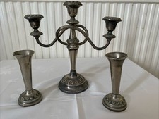 VINTAGE CANDELABRA WITH A PAIR OF MATCHING BUD VASES (as seen)