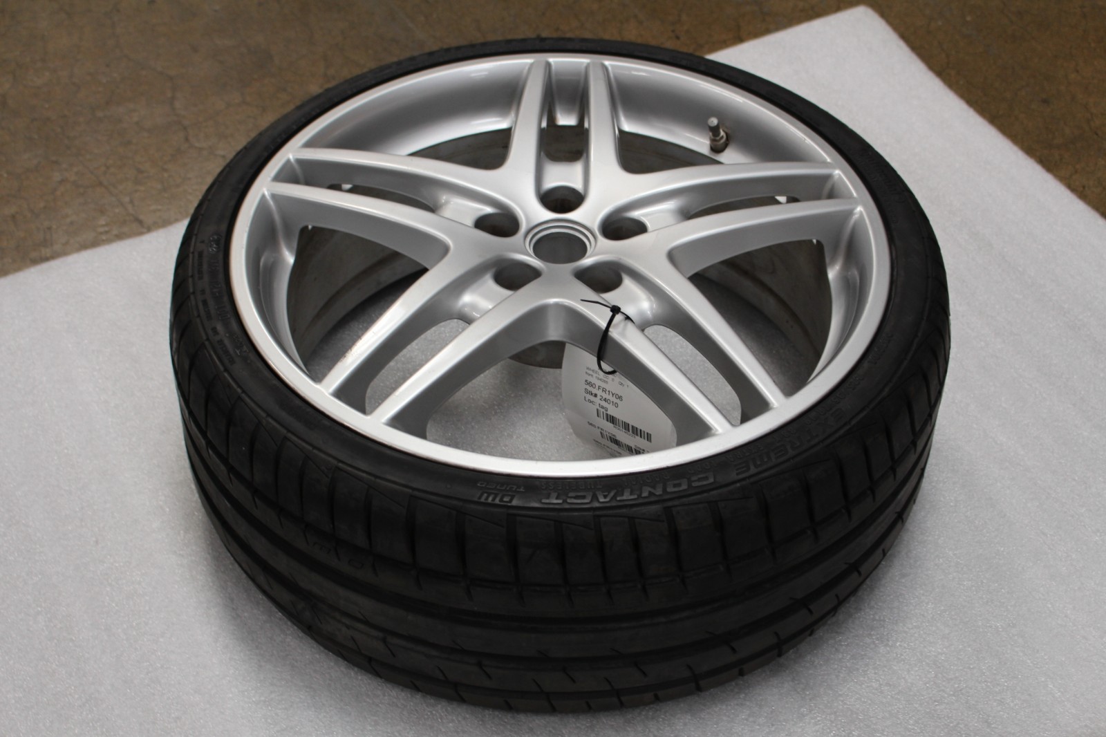Ferrari F430 Coupe, Spider, Front Wheel, Paint Flaws, Used, P/N 194265