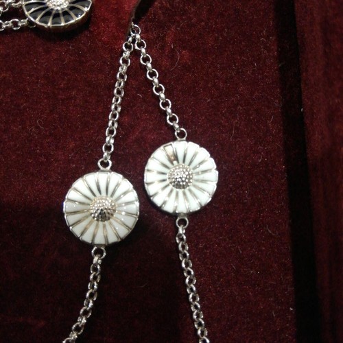 GEORG JENSEN Chain Long Daisy Necklace Pendant Black Enamel White w/box Used - Picture 3 of 9