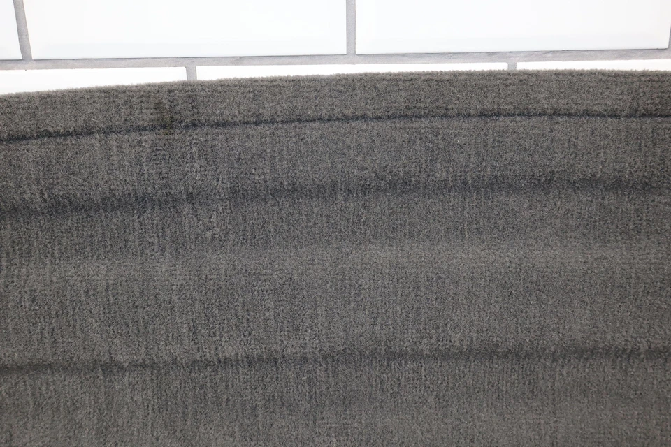 1997 Chevy Camaro tampa traseira escotilha carga (cinza acarpetado) - Imagem 4 de 4