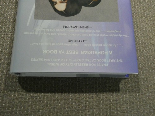 Kendall & Kylie Jenner Hand Signed 1st ED HB Book Time Of The Twins JSA #RR91551 - Picture 6 of 10