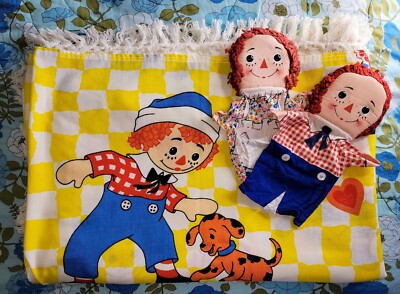Vintage Raggedy Ann and Andy Fringed Bedspread w/Matching Hand