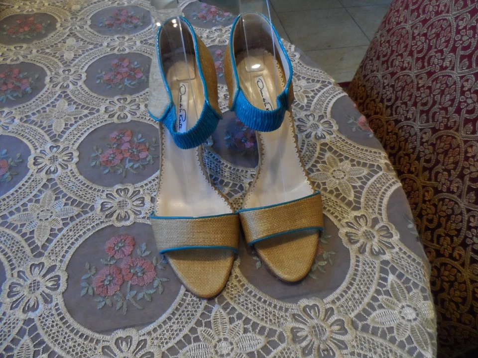 Nuevos Tacones Oscar de la Renta Beige Yute con Borde de Charol Aqua Talla 39B Foto 2 de 4