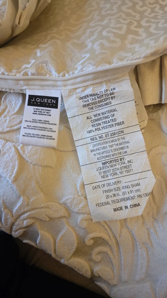 J. Queen New York Marquis Ivory 3 Piece King Duvet Cover & Pillow Shams - Image 3 of 4