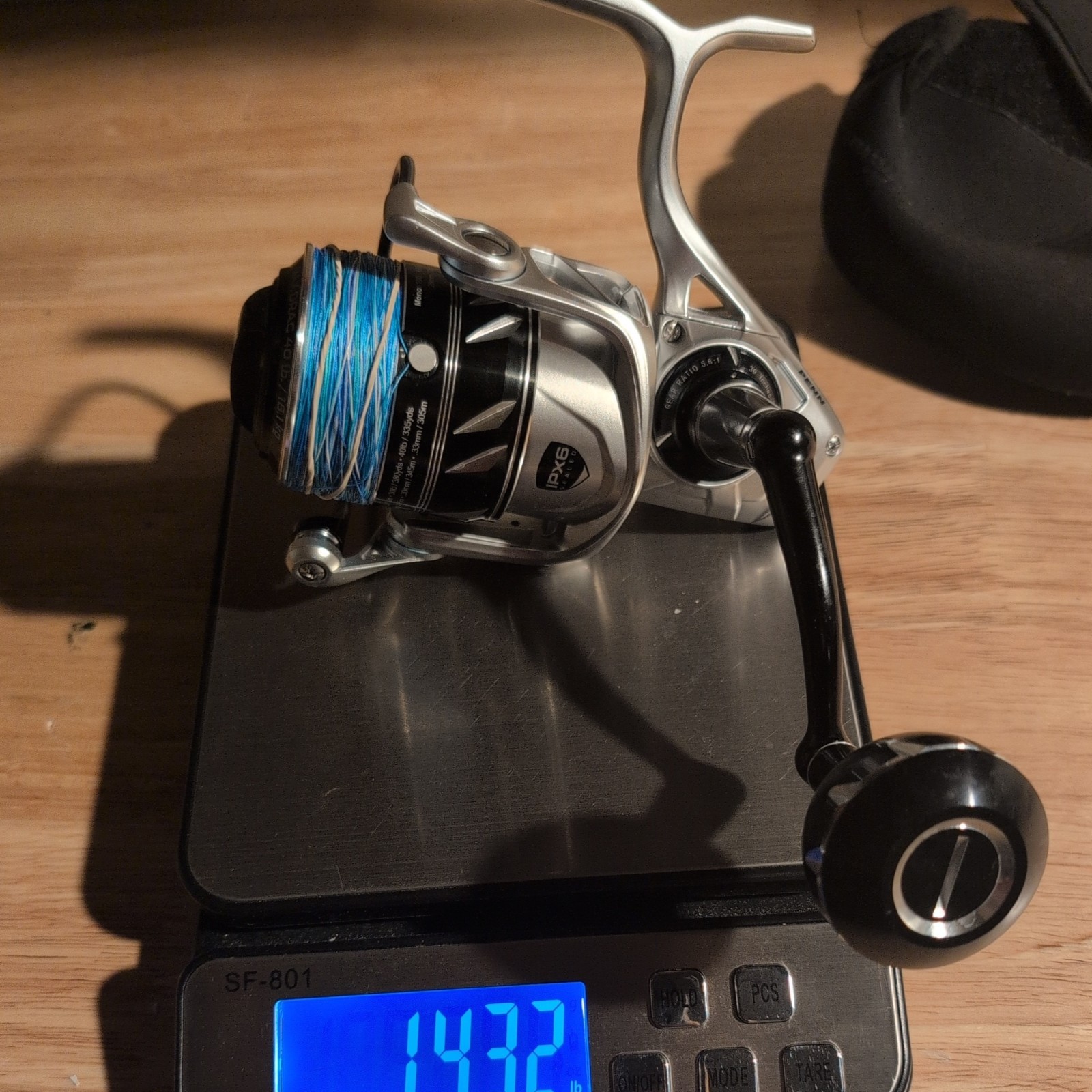 BRAND NEW with NEW 40lb suffix 832PENN SLAMMER IV 5500DX Spinning Fishing Reel