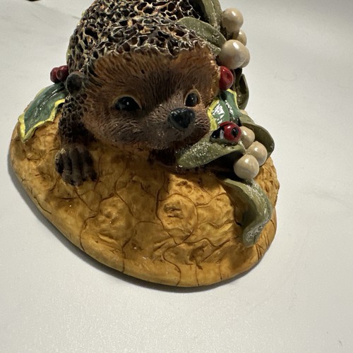 #S0-Vintage Figurine
